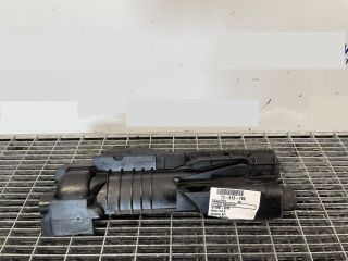 bontott BMW X3 Vízhűtő Radiátor Tartó