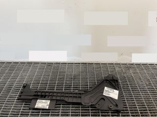 bontott BMW X3 Vízhűtő Radiátor Tartó