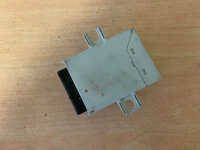 bontott BMW X3 Vonóhorog Elektronika