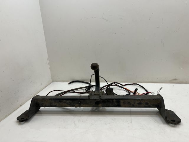 bontott BMW X3 Vonóhorog