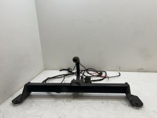 bontott BMW X3 Vonóhorog