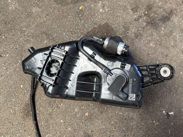 bontott BMW X3 AdBlue Tartály