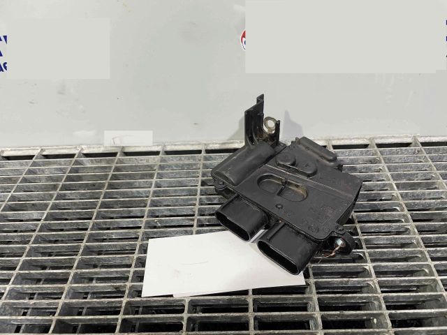 bontott BMW X3 Akkumulátor Relé