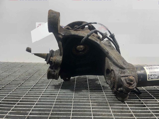 bontott BMW X3 Bal első Csonkállvány