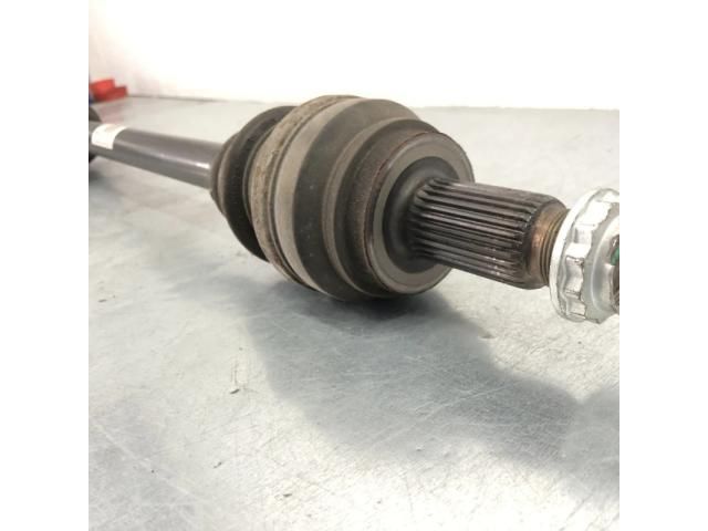 bontott BMW X3 Bal hátsó Féltengely