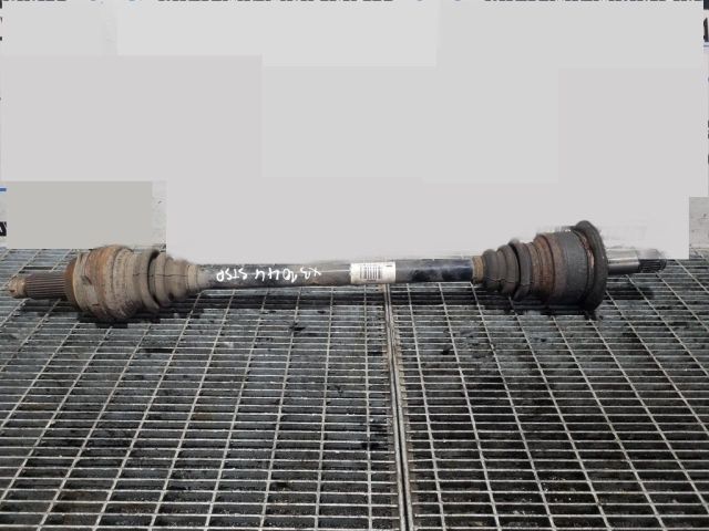 bontott BMW X3 Bal hátsó Féltengely