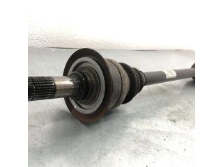 bontott BMW X3 Bal hátsó Féltengely