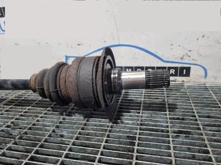 bontott BMW X3 Bal hátsó Féltengely