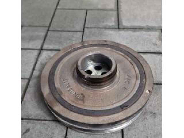 bontott BMW X3 Főtengely Szíjtárcsa