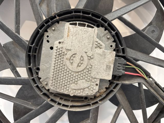 bontott BMW X3 Hűtőventilátor