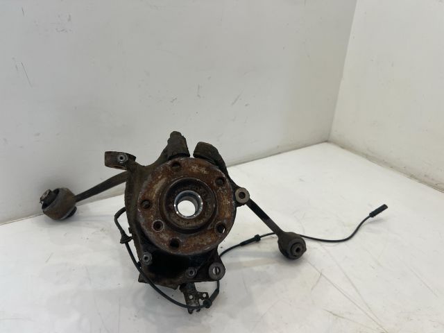 bontott BMW X3 Jobb első Csonkállvány Kerékaggyal