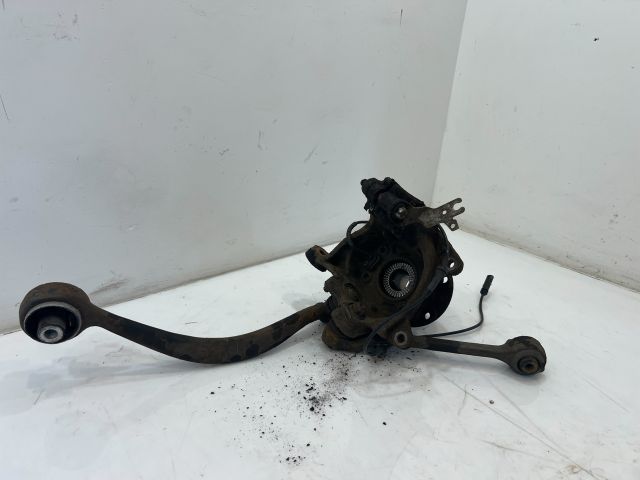 bontott BMW X3 Jobb első Csonkállvány Kerékaggyal