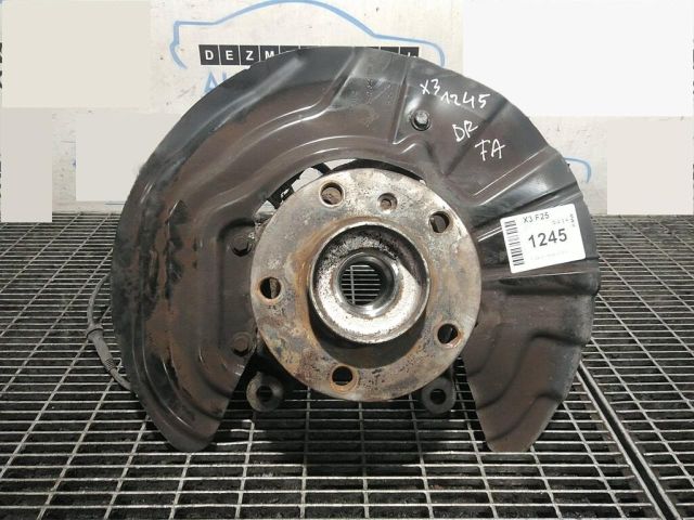 bontott BMW X3 Jobb első Csonkállvány