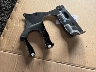 bontott BMW X3 Jobb Féltengely Porvédő Lemez