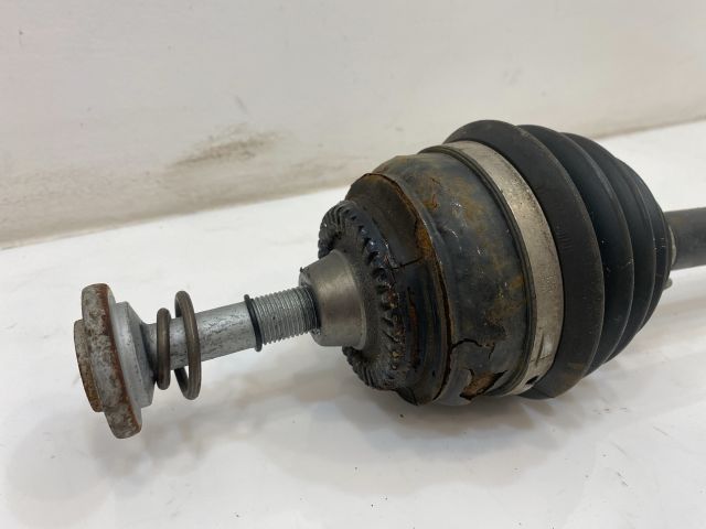 bontott BMW X3 Jobb Féltengely