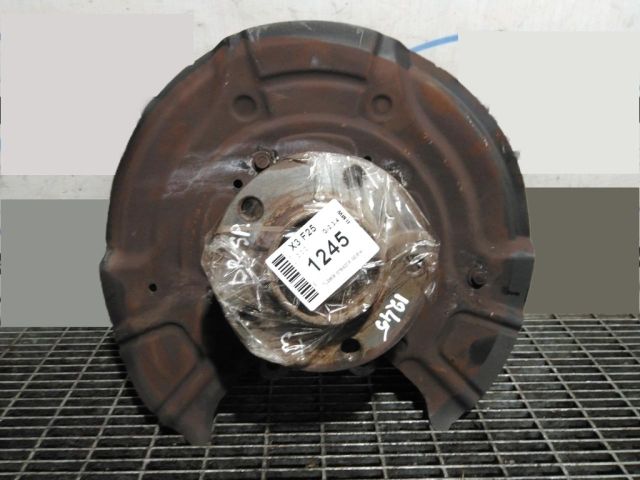 bontott BMW X3 Jobb hátsó Csonkállvány