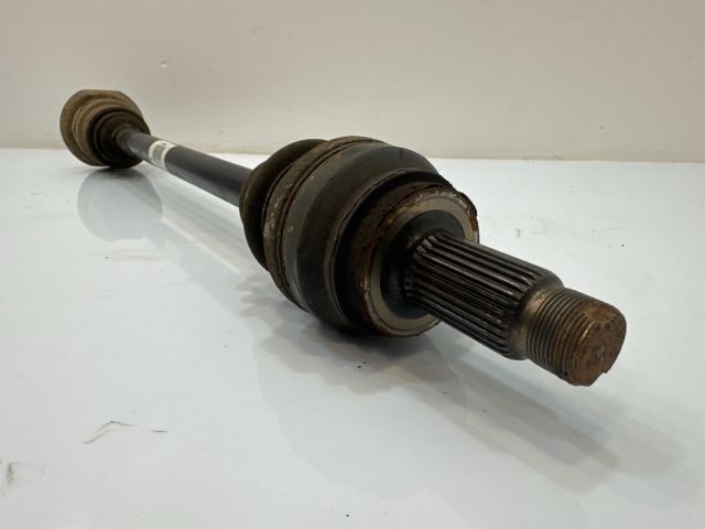 bontott BMW X3 Jobb hátsó Féltengely