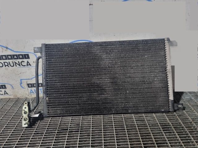 bontott BMW X3 Klímahűtő Radiátor