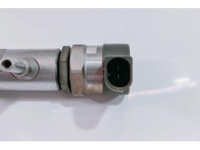 bontott BMW X3 Közösnyomócső