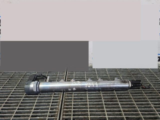 bontott BMW X3 Közösnyomócső