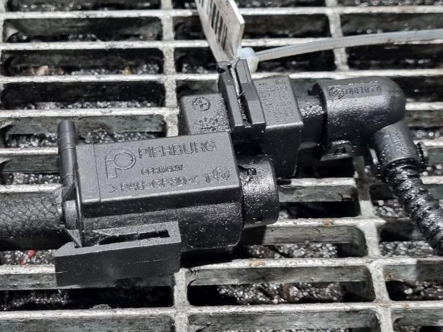 bontott BMW X3 Lefújószelep