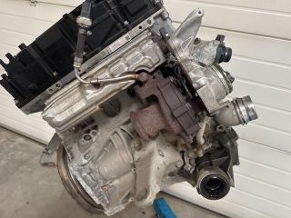 bontott BMW X3 Motor (Fűzött blokk hengerfejjel)