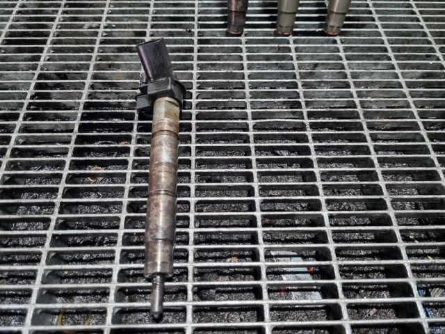 bontott BMW X3 Porlasztó (1 db)