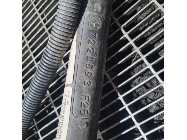 bontott BMW X3 Tankbetöltő Cső (Fém)