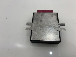 bontott BMW X3 Üzemanyag Szivattyú Relé