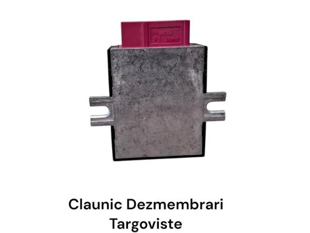 bontott BMW X3 Üzemanyag Szivattyú Relé