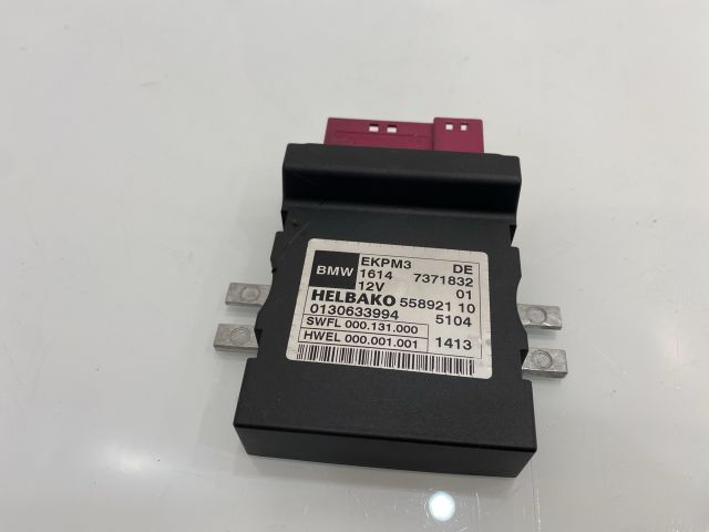 bontott BMW X3 Üzemanyag Szivattyú Relé