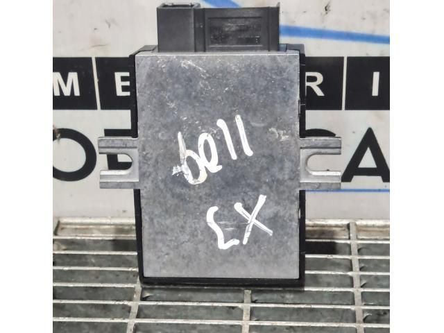 bontott BMW X3 Üzemanyag Szivattyú Relé