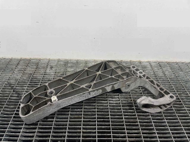 bontott BMW X3 Váltó Tartó Bak (Pozíciófüggetlen)