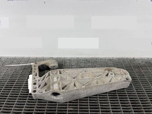 bontott BMW X3 Váltó Tartó Bak (Pozíciófüggetlen)