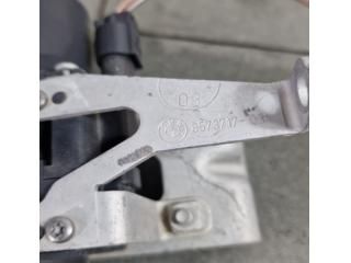 bontott BMW X3 Vízpumpa