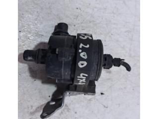 bontott BMW X3 Vízpumpa