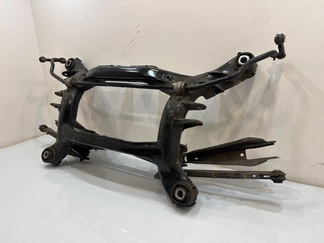 bontott BMW X3 Hátsó Bölcső