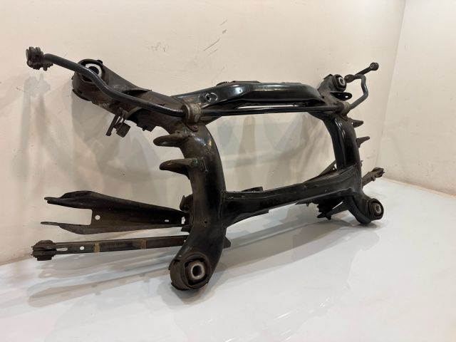 bontott BMW X3 Hátsó Bölcső