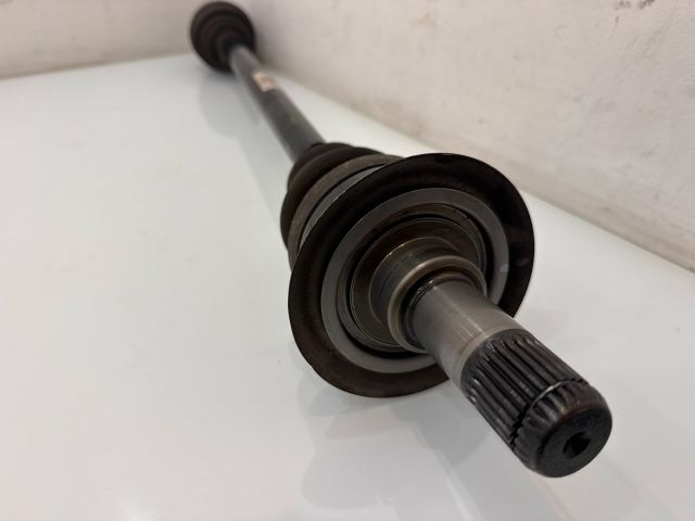 bontott BMW X3 Jobb hátsó Féltengely