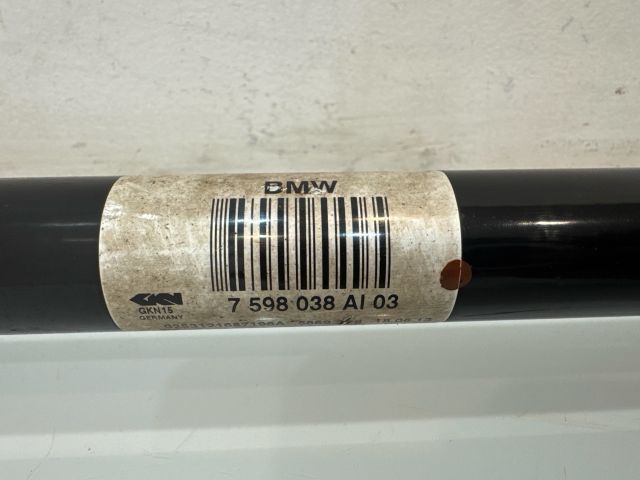 bontott BMW X3 Jobb hátsó Féltengely