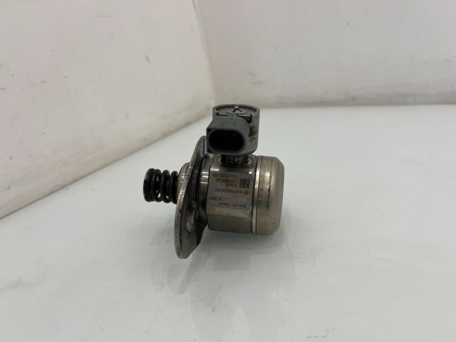 bontott BMW X3 Nagynyomású Szivattyú