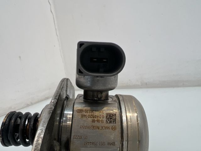 bontott BMW X3 Nagynyomású Szivattyú