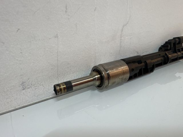 bontott BMW X3 Porlasztó (1 db)