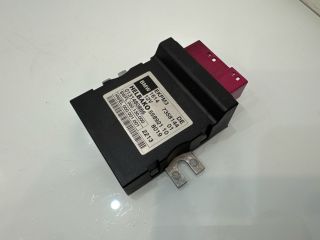 bontott BMW X3 Üzemanyag Szivattyú Relé