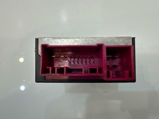 bontott BMW X3 Üzemanyag Szivattyú Relé