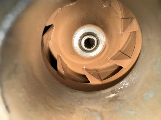 bontott BMW X3 Vízpumpa