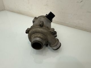 bontott BMW X3 Vízpumpa