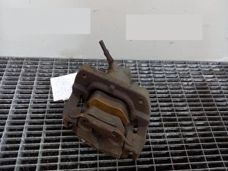 bontott BMW X3 Jobb első Féknyereg Munkahengerrel