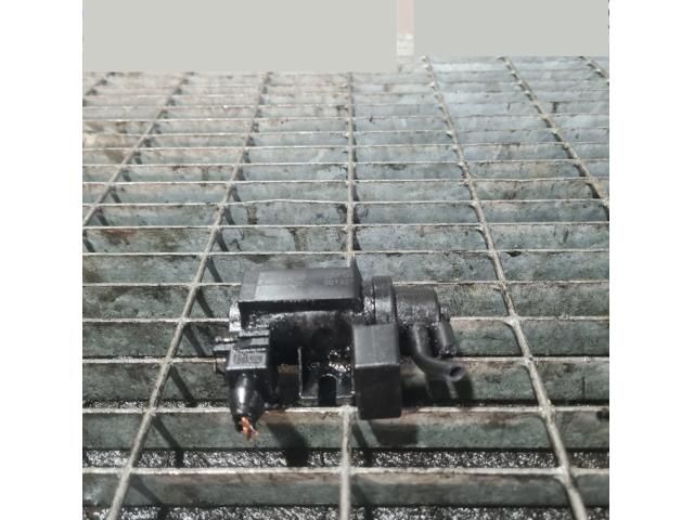 bontott BMW X3 Lefújószelep