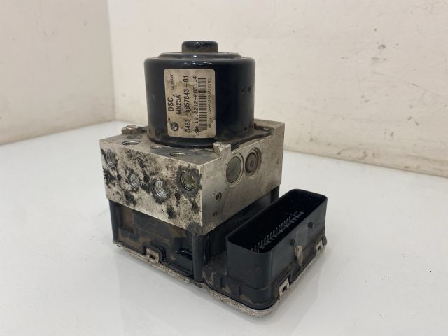 bontott BMW X3 ABS Kocka